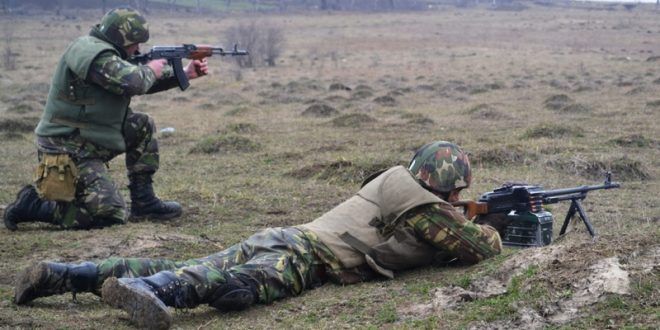 Exerciții de tragere cu muniție reală în Poligonul Sângeorgiu de Mureș