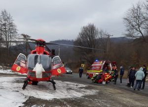 FOTO: Accident rutier cu trei victime în Răstolița