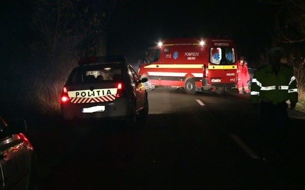 Mașină răsturnată în Ernei. Șoferul, depistat băut de polițiști!