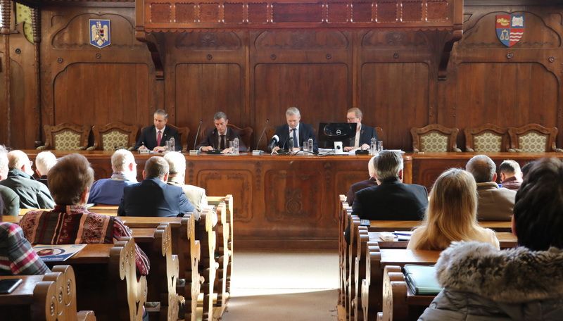 Ședință extraordinară la Consiliul Județean Mureș