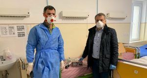 FOTO: Aparat pentru ventilație specială donat Spitalului de Urgență de Rotary Téka Târgu-Mureș