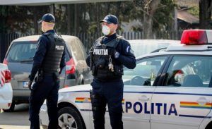 MĂSURI SPECIALE. Cum gestionează Poliția Mureș focarul COVID-19 din Crăciunești
