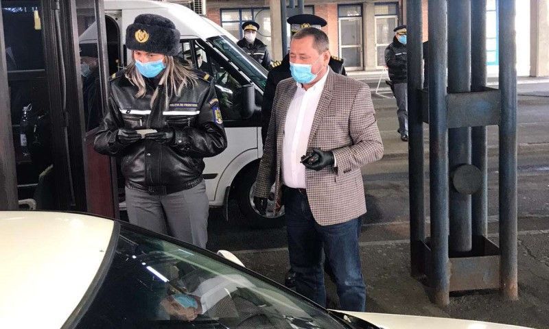 Mureș: Trei persoane, urmărite penal după ce au mințit că vin din Ungaria pentru a nu intra în carantină!