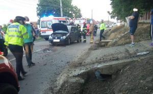 FOTO: Accident grav, cu trei victime, lângă Nazna