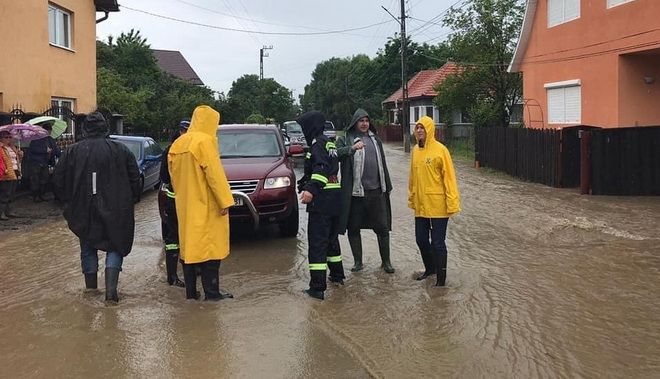 FOTO: Pagubele inundațiilor din Mureș evaluate de prefectul Mara Togănel