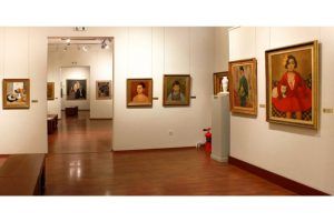 FOTO: Pelerinaj incitant la Galeria de Artă Românească