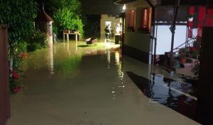 Peste 100 de case din Mureș afectate de inundații