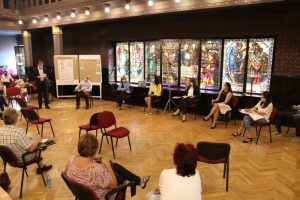 Dezbatere pe teme sociale cu candidați la Primăria Târgu Mureș