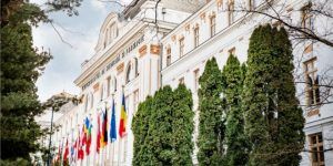 UMFST Târgu Mureș: Anunț important despre începerea anului universitar 2020/2021!