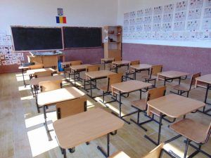 Mureș: Sute de școli în care vor funcționa secții de votare suspendă cursurile la clasă în perioada 25-29 septembrie