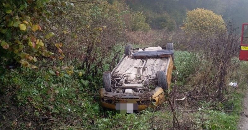 Mașină răsturnată în Șaeș