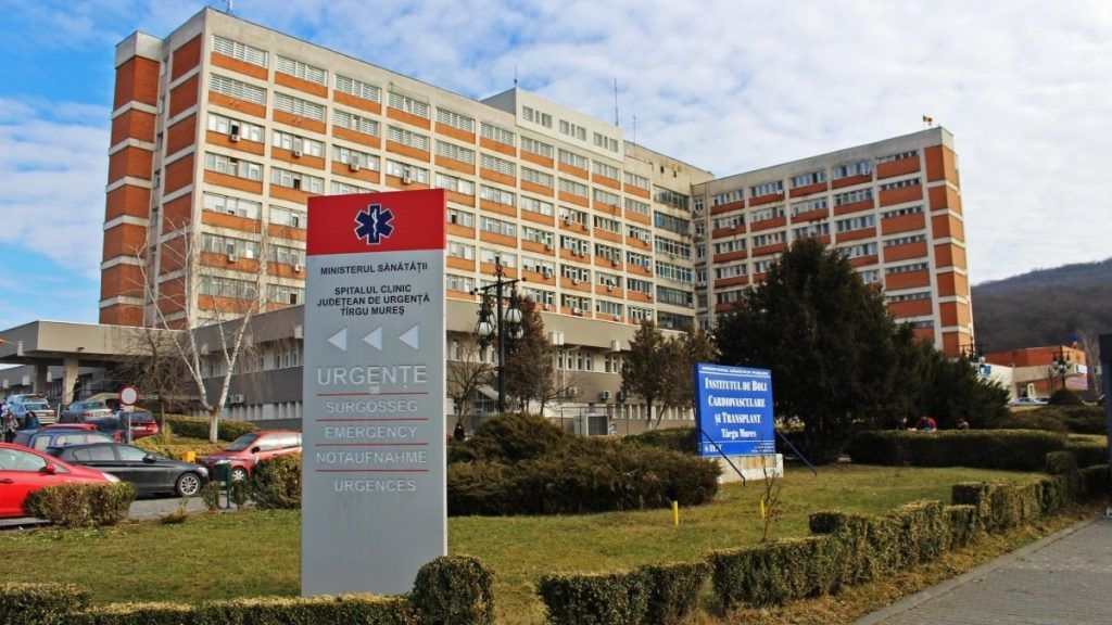 Spitalul de Urgență Târgu Mureș angajează, fără concurs, 90 de asistenți medicali, infirmieri și îngrijitoare de curățenie!