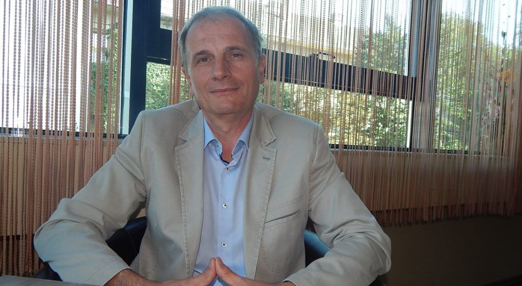 Petru Ștefan Runcan, coautor al unei lucrări științifice despre beneficiile camelinei