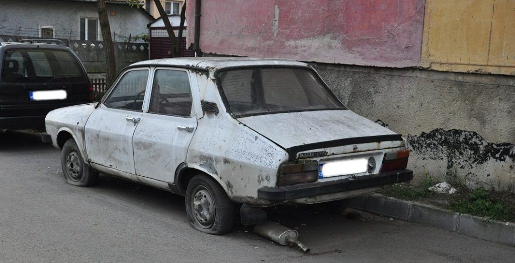 Târgu Mureș: Mașini abandonate, ridicate de autorități