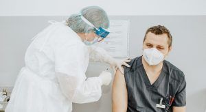 FOTO: Vaccinarea anti COVID-19 a început în Mureș în rândul personalului medical
