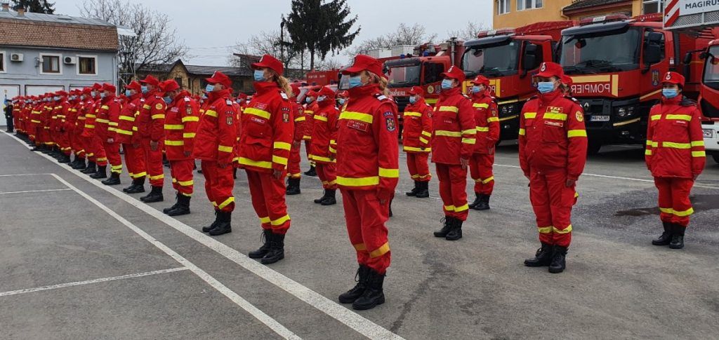 VIDEO: Noii paramedici din Mureș au depus jurământul militar