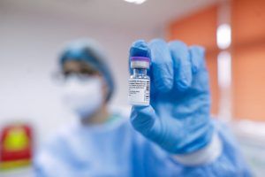 A șasea tranșă de vaccin Pfizer BioNTech sosește în țară!