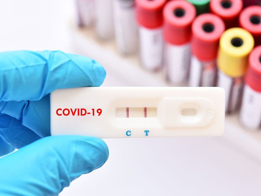 Mureș: Numărul de cazuri de COVID-19, în scădere