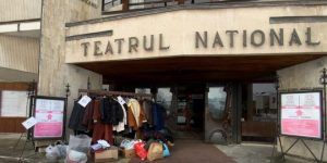 Sute de kilograme de haine și încălțăminte donate nevoiașilor din Târgu Mureș
