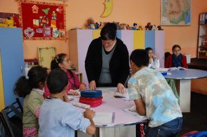 Două școli din Reghin, partenere în proiectul „Prin educație spre vocație”