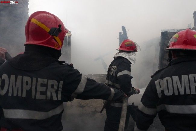 Amendă în urma unui incendiu pe o stradă din Târgu Mureș