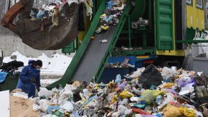 Atenție la curățenia de primăvară! Sancțiuni prevăzute în ”Legea compostului”