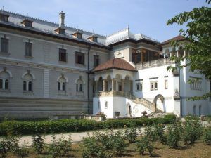 Ziua Internaţională a Monumentelor şi Siturilor marcată la Muzeul Național Cotroceni