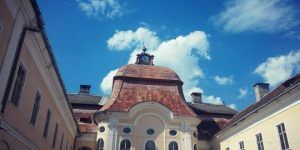 Castelul Teleki din Gornești, supranumit și „comoara Mureșului”