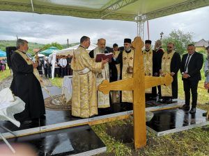 Piatră de temelie pentru o nouă biserică în Bărdești