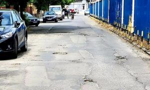 Încep asfaltările pe strada Armatei din Târgu Mureș!