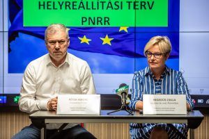FOTO: Întâlnire despre PNRR, la Târgu Mureș