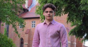 VIDEO-INTERVIU cu David Andrei Albu, singurul elev din Mureș cu 10 la Evaluarea Națională