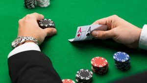 Cele mai bune cadouri pentru pasionații de Poker, Blackjack, Ruletă și Cazino