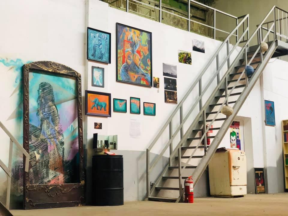 Expoziție de artă cu vânzare la Art & The City