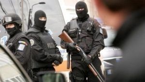 Mureș: Percheziții la suspecți de șantaj, înșelătorie și furt!