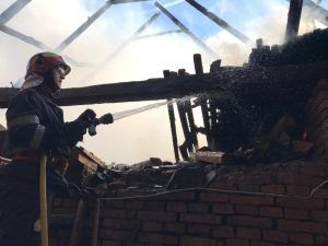 Incendiu de șură în Boiu (Albești)