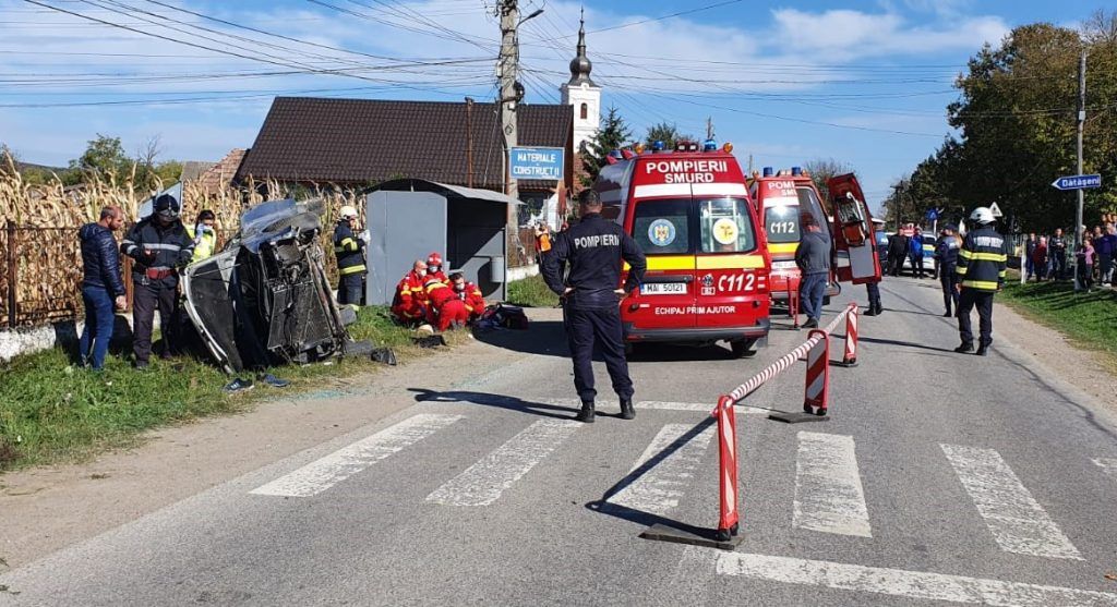 FOTO: Accident grav pe DJ 152, în județul Mureș!