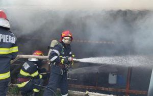 Incendiu cu doi copii decedați în Valea Rece