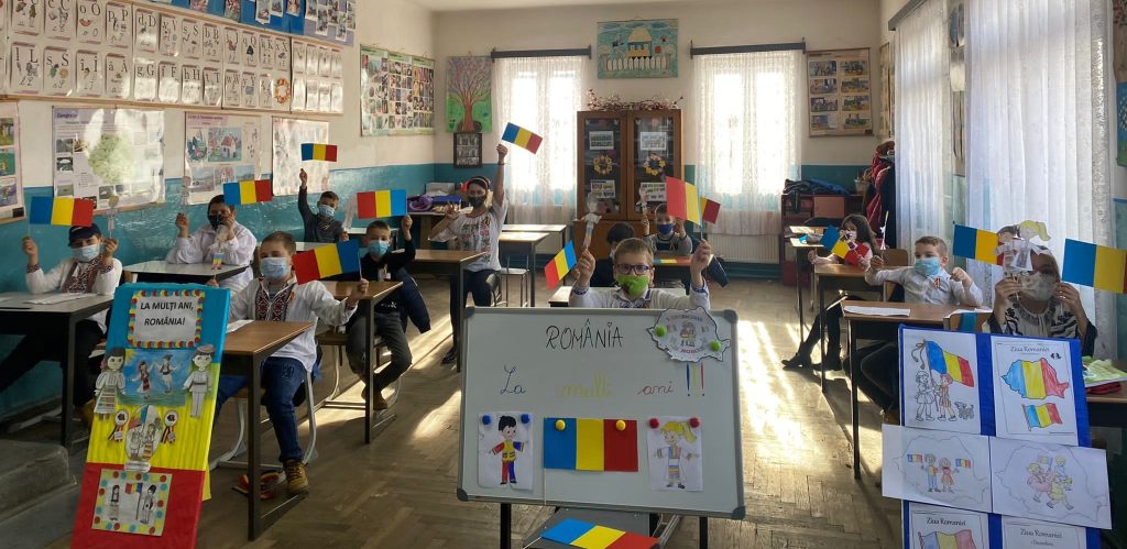 FOTO: La mulți ani, România!, din sufletele copiilor din Cașva