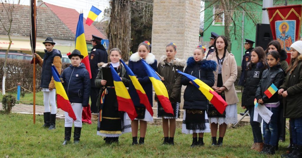 Ziua Națională a României sărbătorită la Sărmașu
