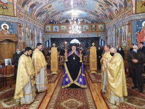 Părintele Arhiepiscop Irineu, de Sfântul Nicolae la Reghin