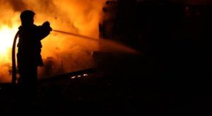 Sighișoara: Incendiu la groapa de gunoi