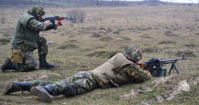 Exercițiu militar de tragere cu muniție reală la Sângeorgiu de Mureș