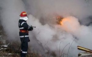 Incendiu cu o victimă în Albești