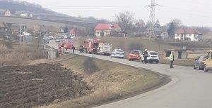 Circulație blocată de un accident în zona Berghia