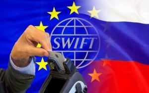 Londra vrea deconectarea Rusiei de la sistemul SWIFT