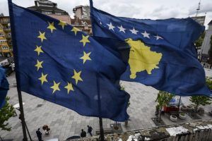 UE şi SUA, apel la Kosovo