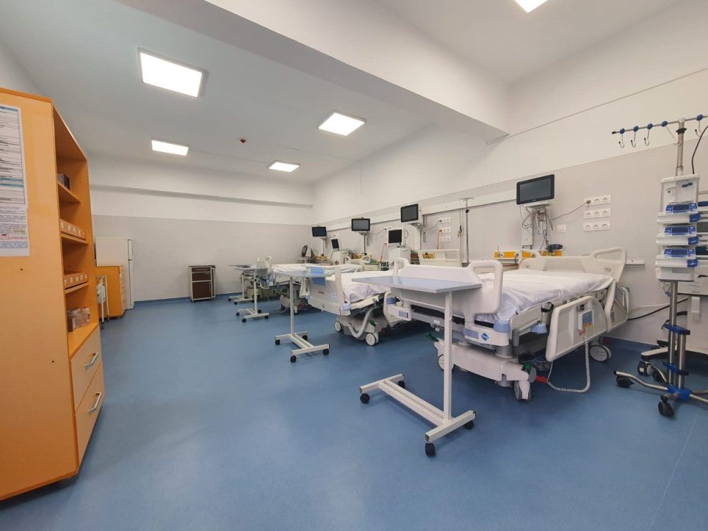 FOTO: Salon ATI de la Spitalul de Urgenţă Târgu Mureş, renovat