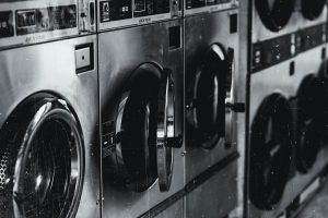 3 avantaje incontestabile ale unor mașini de spălat profesionale