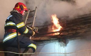 Incendiu la o casă din Batoș